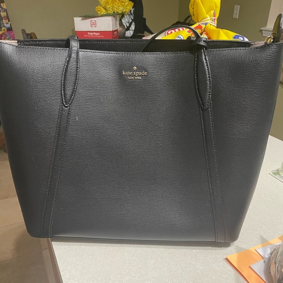 Kate spade black tote bag pre owned condition see photos . - Picture 2 of 11